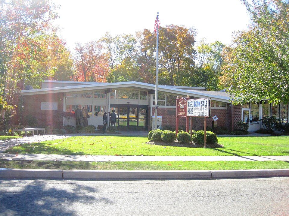 The Closter Public Library